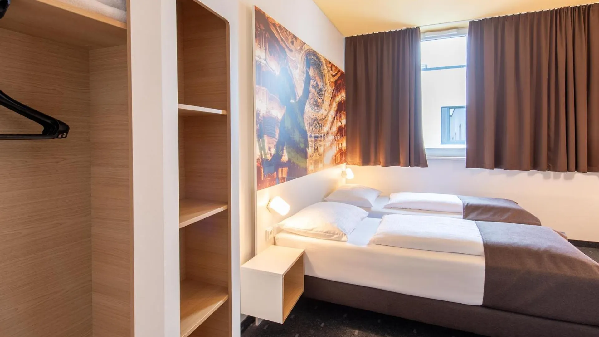 B&B Hotel Bayreuth 3*,  Almanya